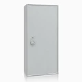 szafa-na-bron-siegen-max-s1-imp-500086.01-zamknieta-jasnoszara-na-klucz.webp