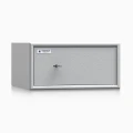 sejf-meblowy-adorf-331004.01-zamkniety-jasnoszary-na-klucz.webp