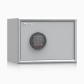 sejf-meblowy-adorf-331001.02-zamkniety-jasnoszary-na-kod.webp